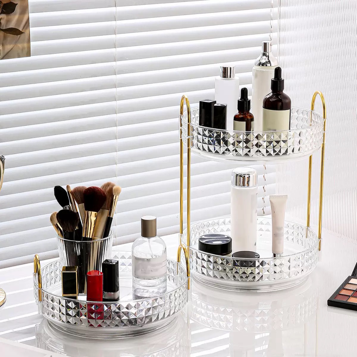 1個入り/高級化粧品収納ボックス デスクトップ回転式化粧台オ - Luxury Skincare Products のレビューと価格